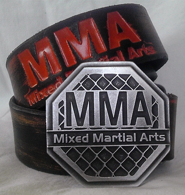 MMA oranžovočerný